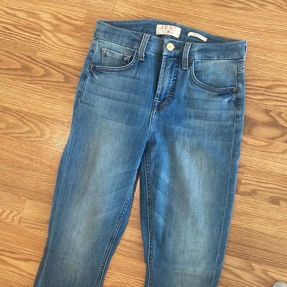 Stretch skinny super soft jeans. - Picture 4 of 7